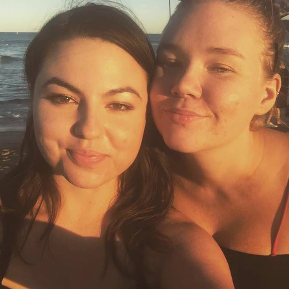 Meet your Posher, Angie - Picture 1 of 1